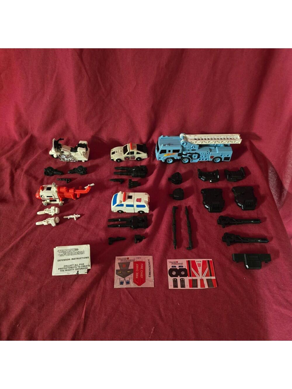 Vintage 86 G1 Transformers Defensor Complete Protectobots Combiner Instructions